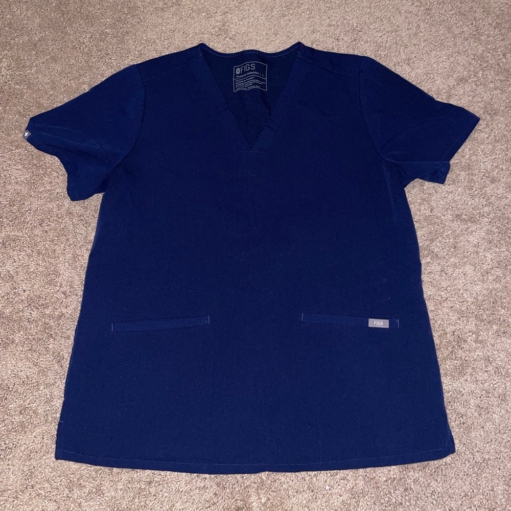FIGS casma scrub top